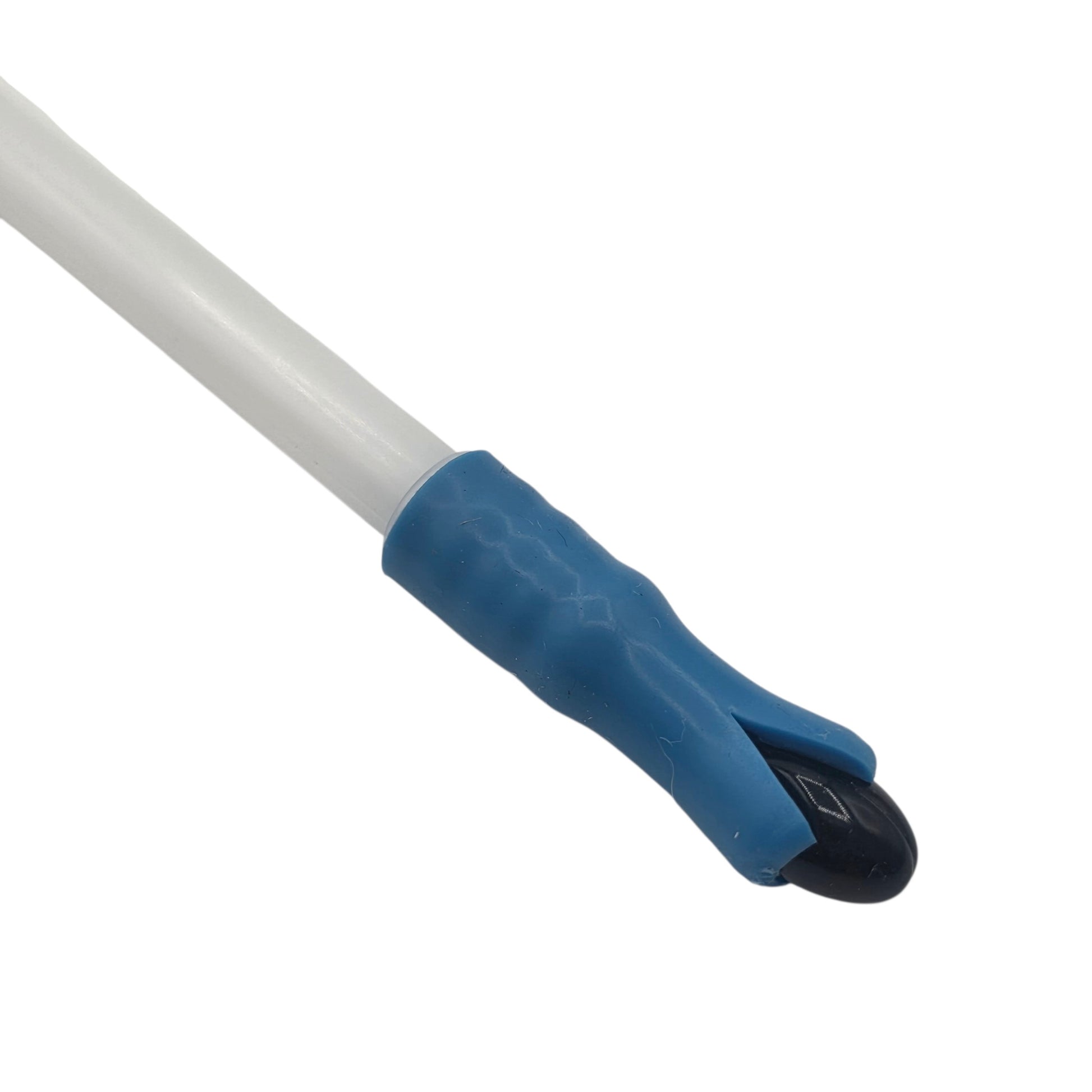 Pet Piller showing close up of tablet