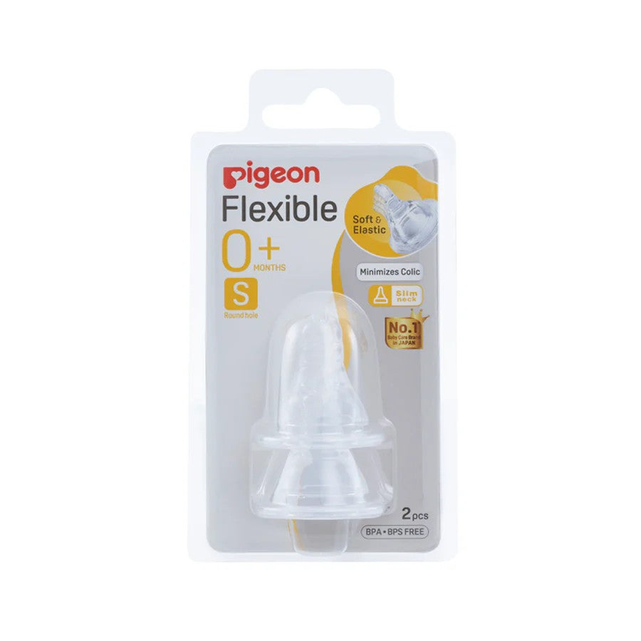 Pigeon Flexible 0+ Months baby bottle nipple replacement pieces in a clear plastic blister pack with a white and yellow label.