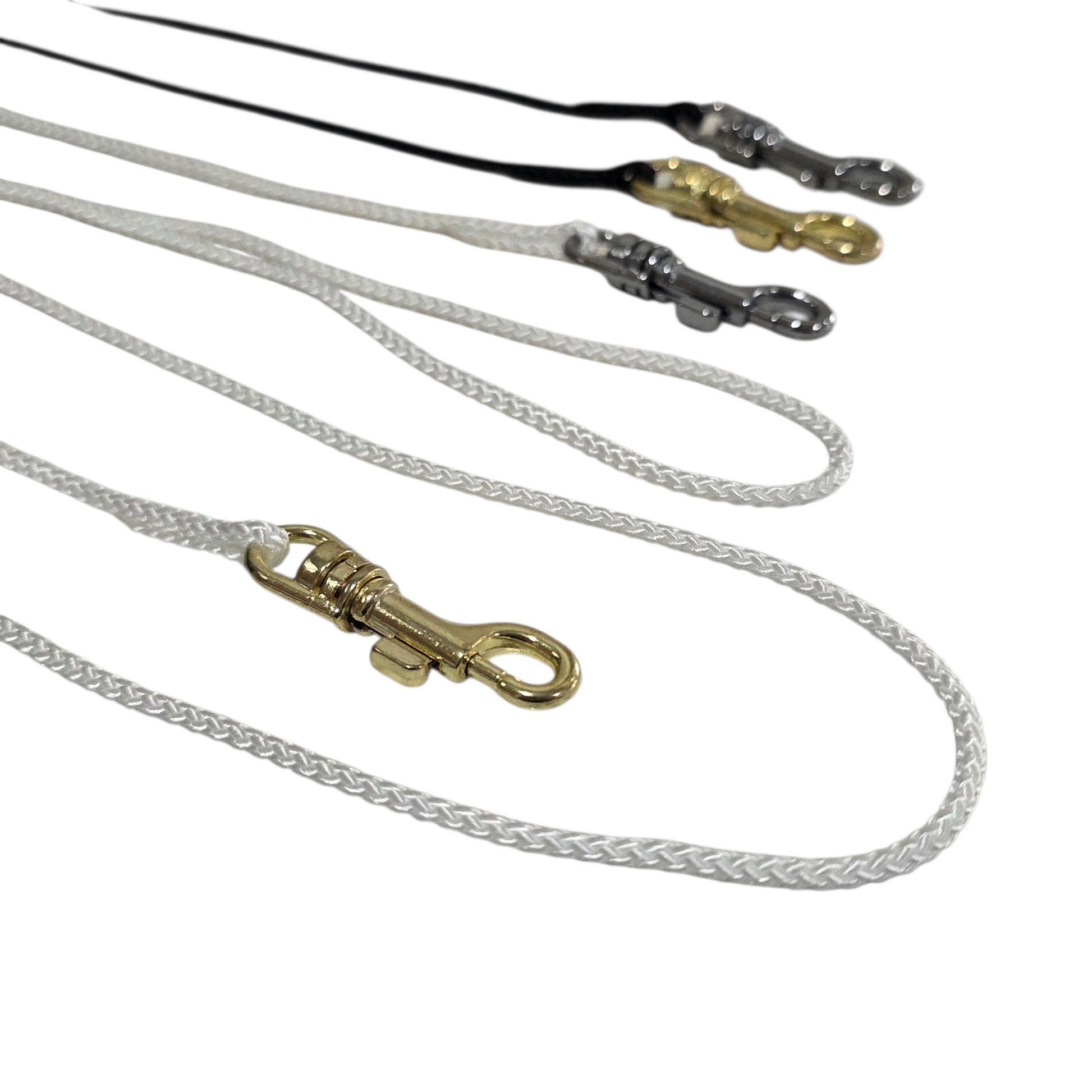Set of Round Show Lead 3mm with metal clasps on a white background